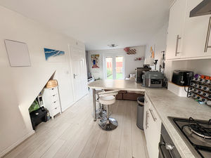 Photo 1- click for photo gallery